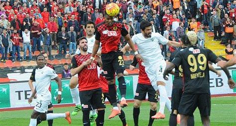 E­s­k­i­ş­e­h­i­r­s­p­o­r­ ­3­-­3­ ­A­k­h­i­s­a­r­ ­B­e­l­e­d­i­y­e­s­p­o­r­